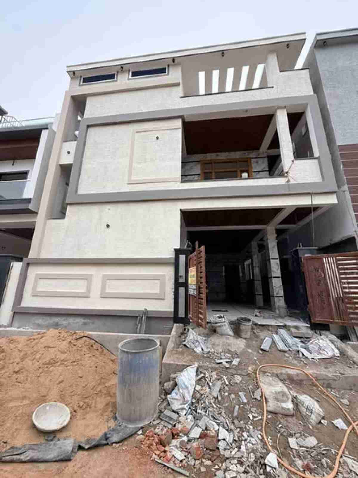 VILLAS IN BANDLAGUDA